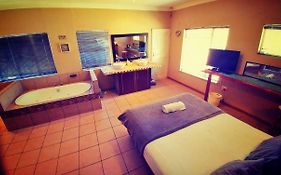 A & R Guesthouse